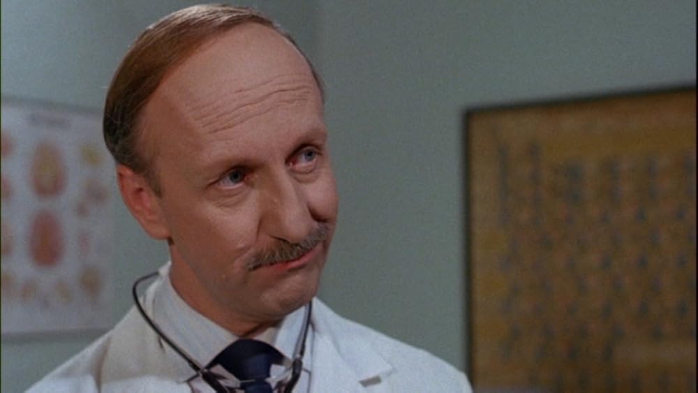 トレイシー・ローズの 美女とエイリアンの画像