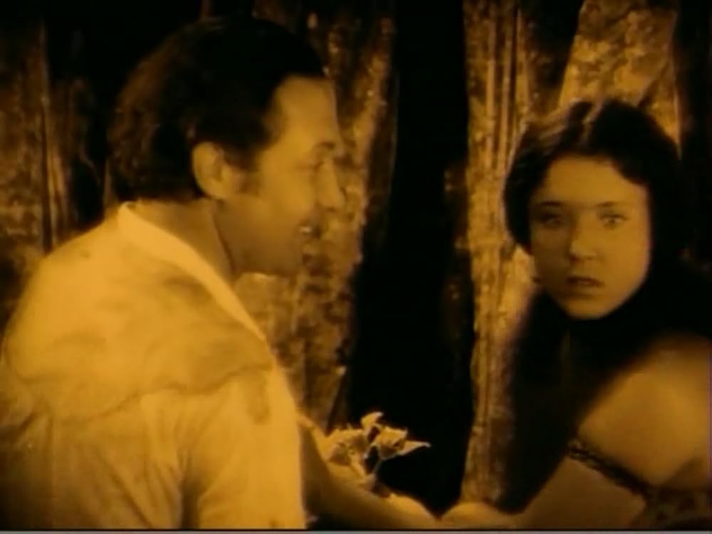 南海の白影の画像