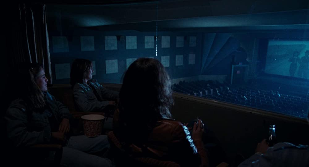 アウト・オブ・ブルーの画像