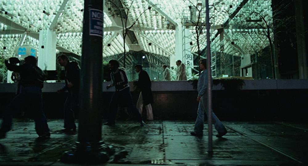 アウト・オブ・ブルーの画像