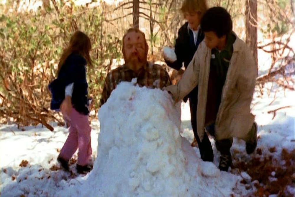 無邪気な悪魔におもちゃが8つの画像