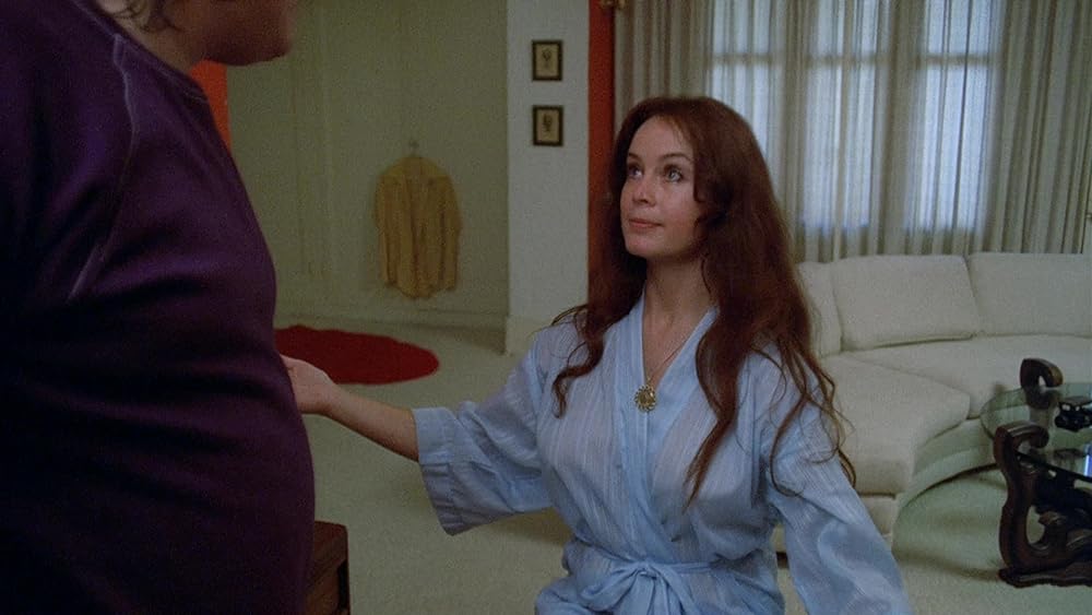 無邪気な悪魔におもちゃが8つの画像