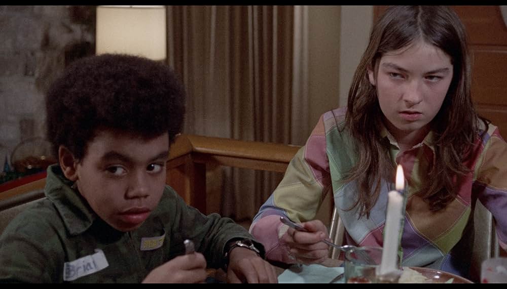 無邪気な悪魔におもちゃが8つの画像