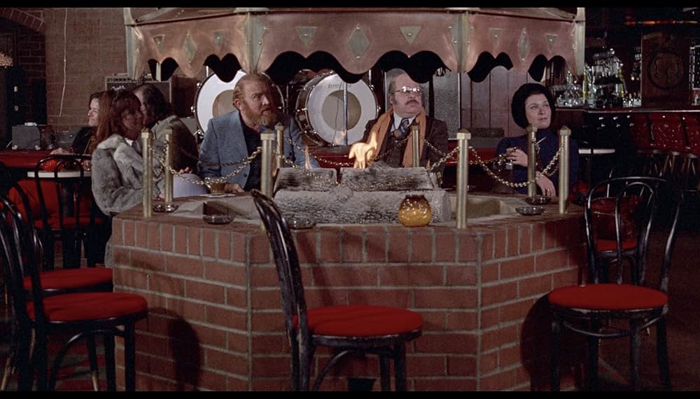 無邪気な悪魔におもちゃが8つの画像