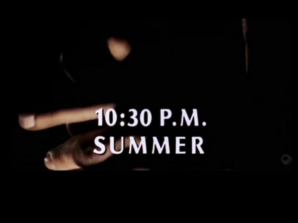 夏の夜の10時30分の画像