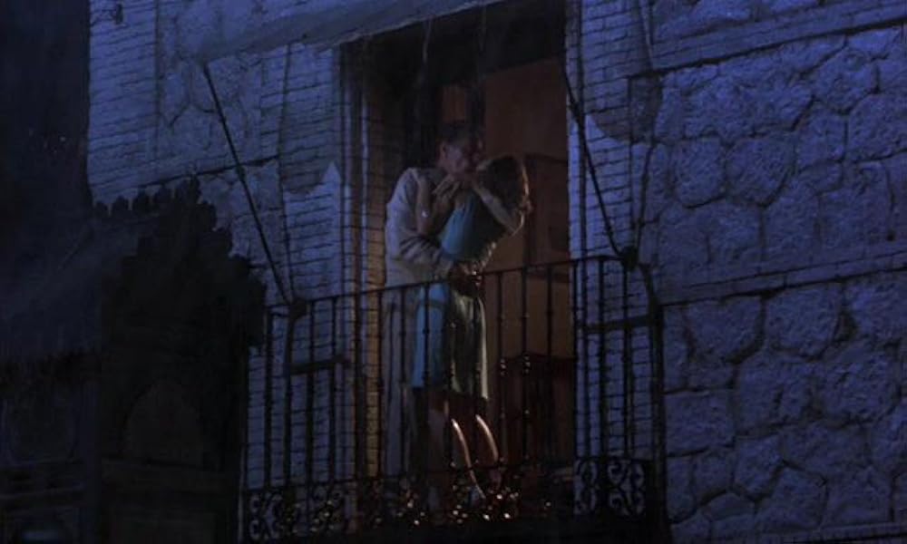 夏の夜の10時30分の画像