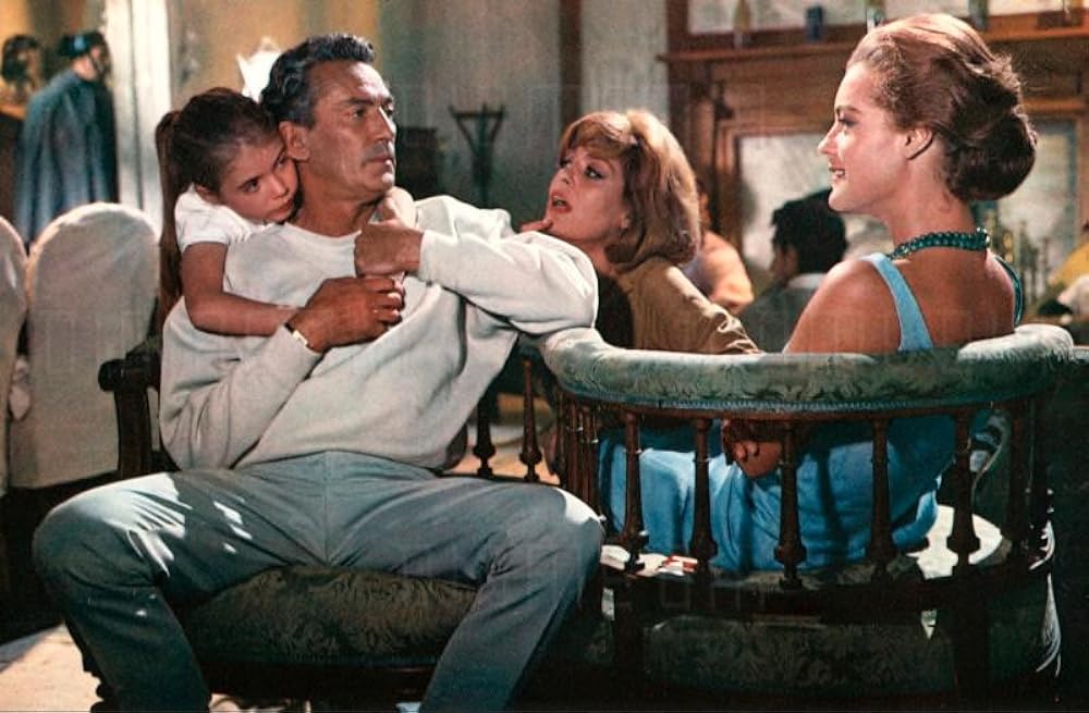 夏の夜の10時30分の画像