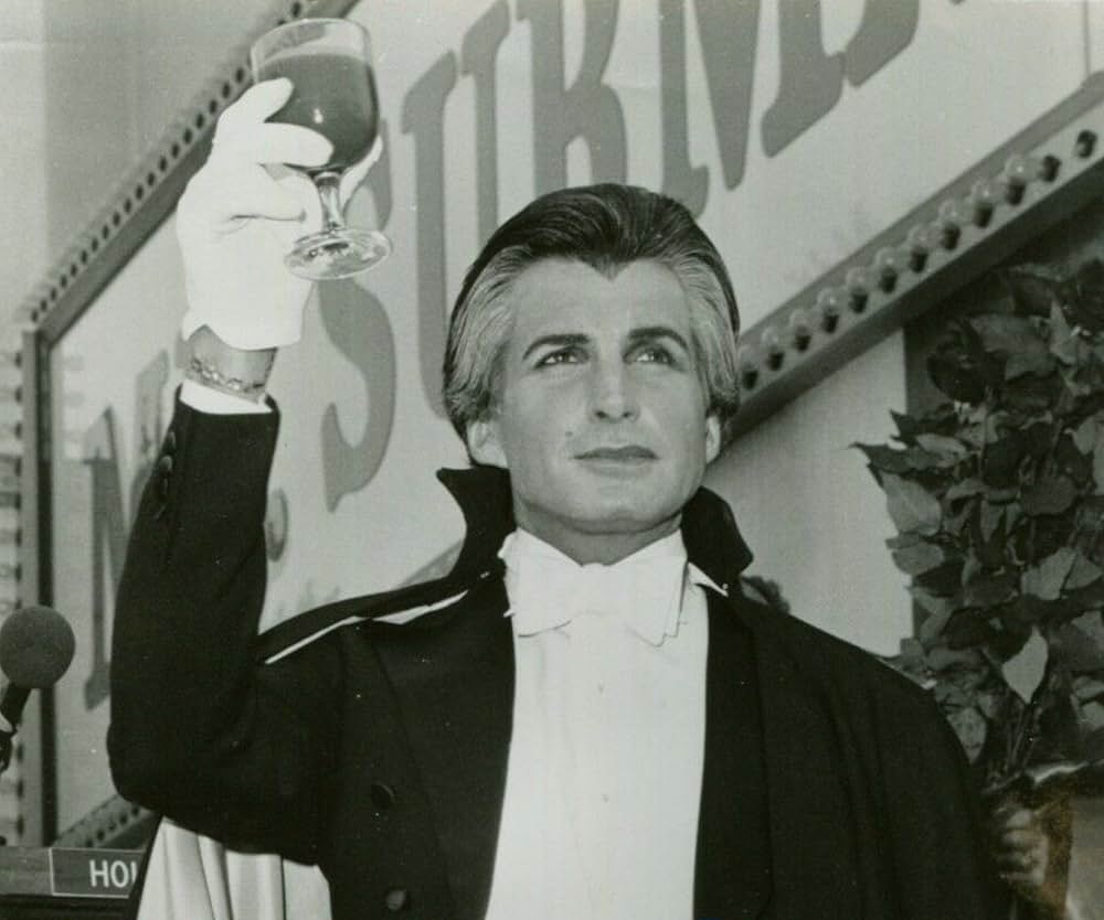 ドラキュラ都へ行くの画像