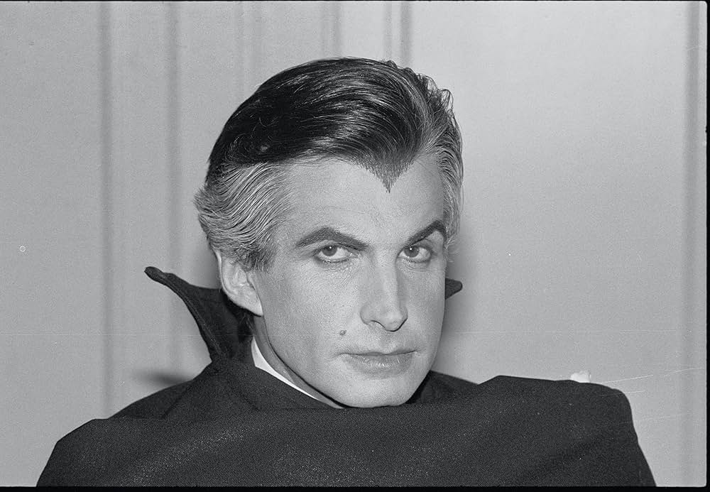 ドラキュラ都へ行くの画像