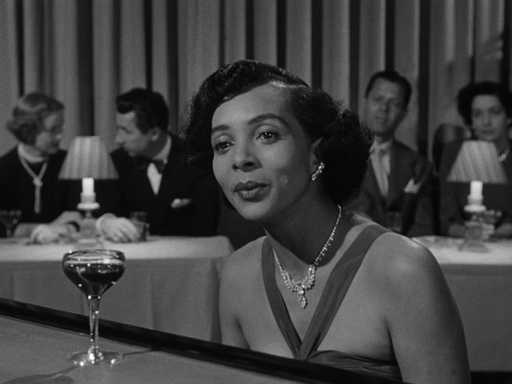 孤独な場所での画像