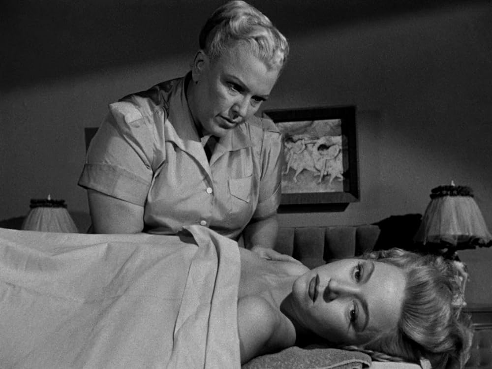 孤独な場所での画像