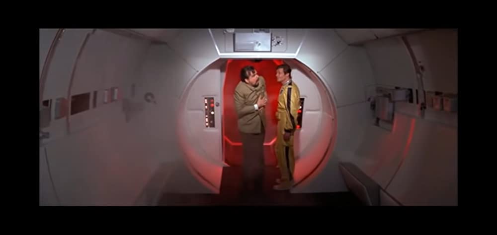 「007／ムーンレイカー」ロジャー・ムーア & マイケル・ロンズデールの画像