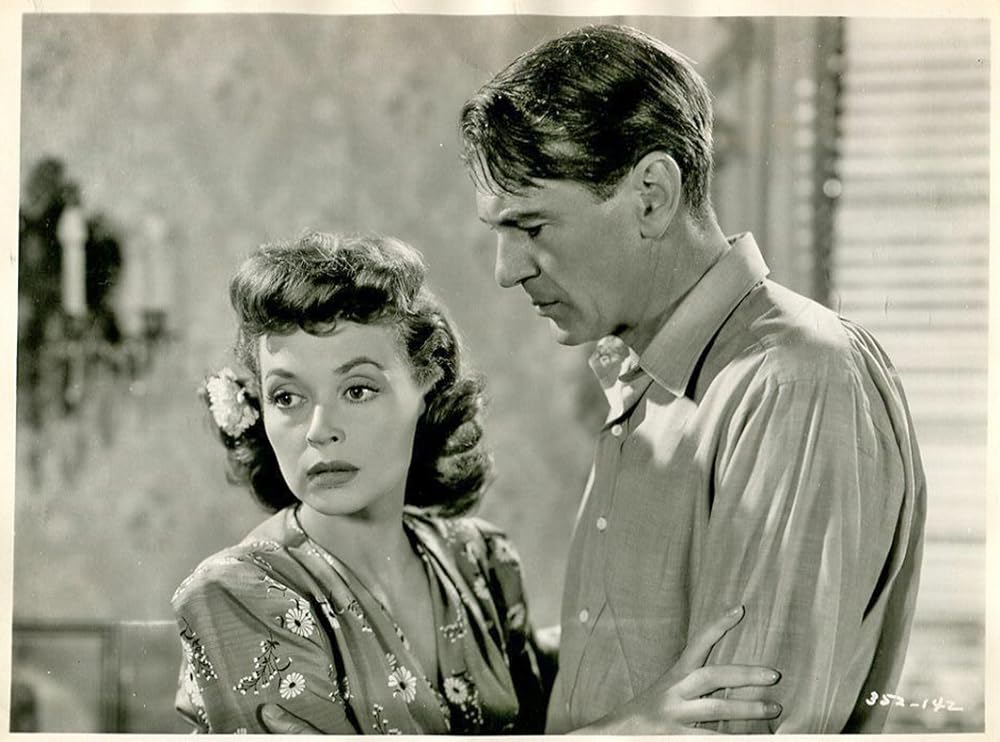 外套と短剣の画像