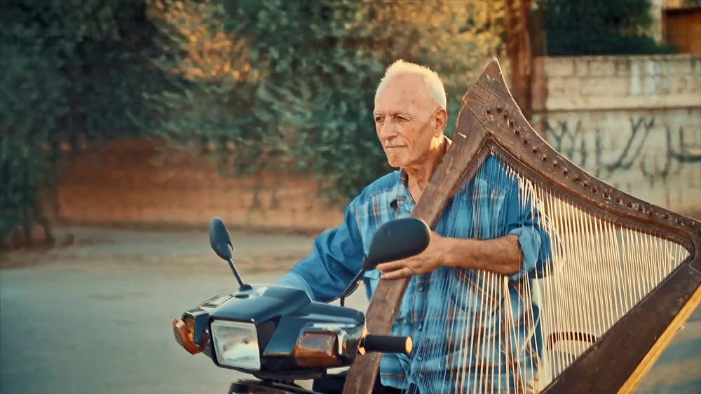 壊された囁きの画像