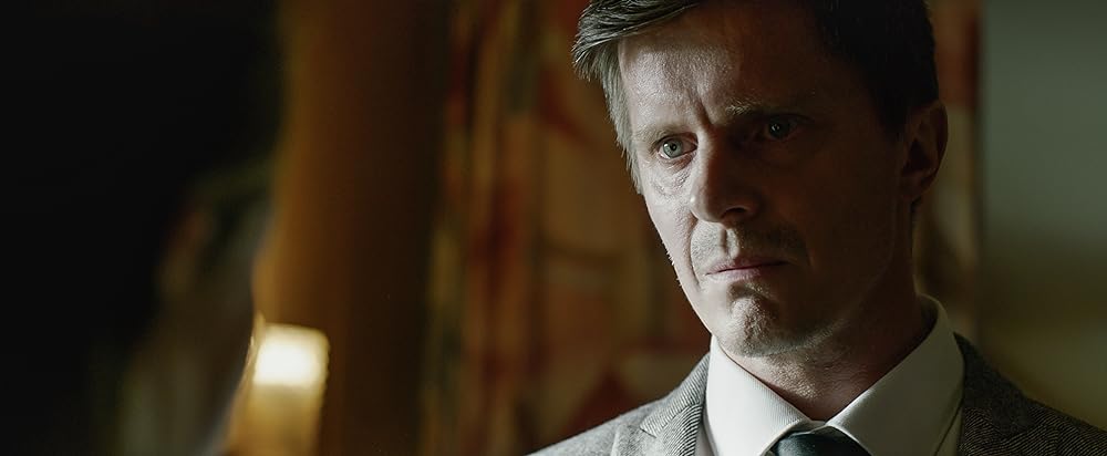 Dark Windows（原題）の画像