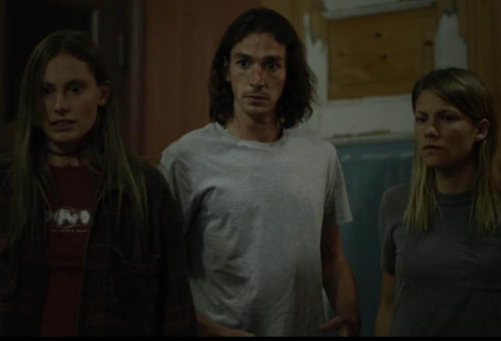 Dark Windows（原題）の画像