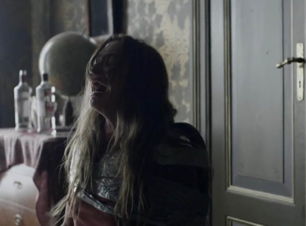 Dark Windows（原題）の画像