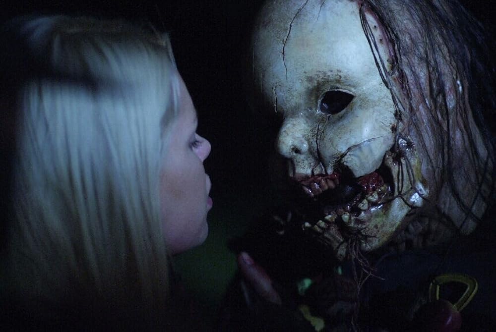 ヒルズ・ラン・レッド -殺人の記録-の画像