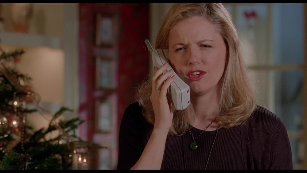 サンタに化けたヒッチハイカーは、なぜ家をめざすのか？の画像