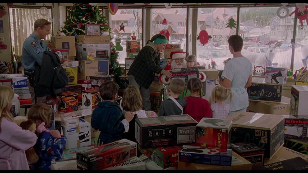 サンタに化けたヒッチハイカーは、なぜ家をめざすのか？の画像