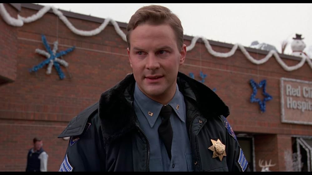 サンタに化けたヒッチハイカーは、なぜ家をめざすのか？の画像