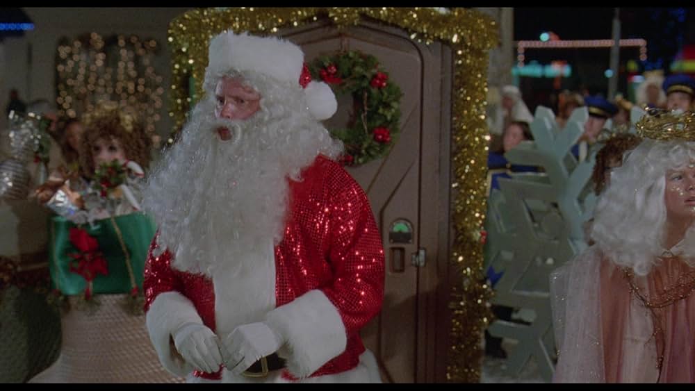 サンタに化けたヒッチハイカーは、なぜ家をめざすのか？の画像