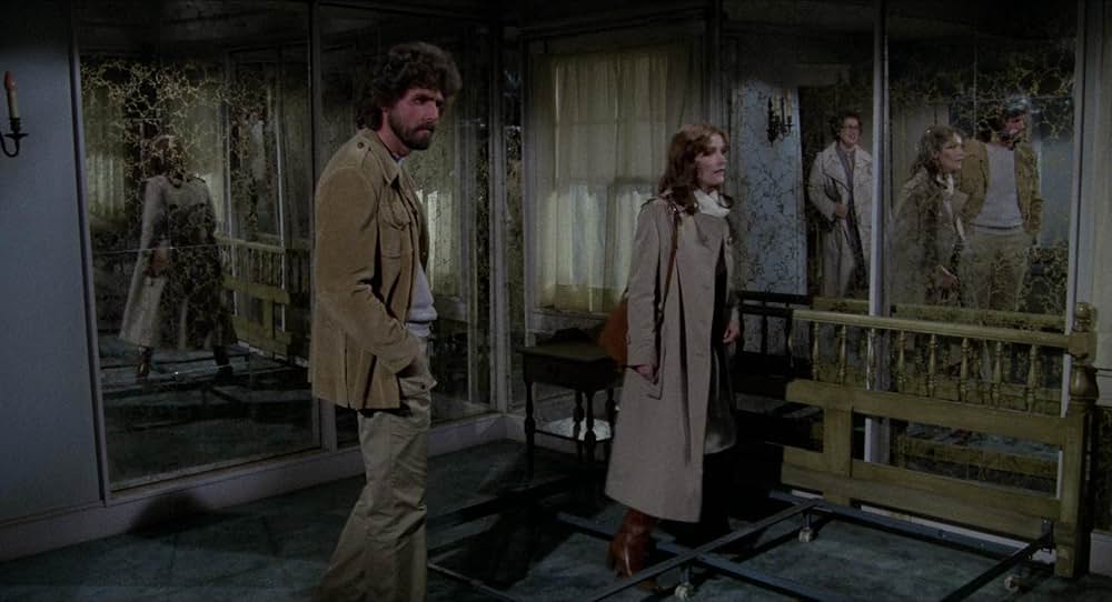 「悪魔の棲む家」の画像