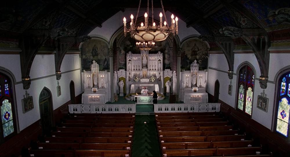 「悪魔の棲む家」の画像