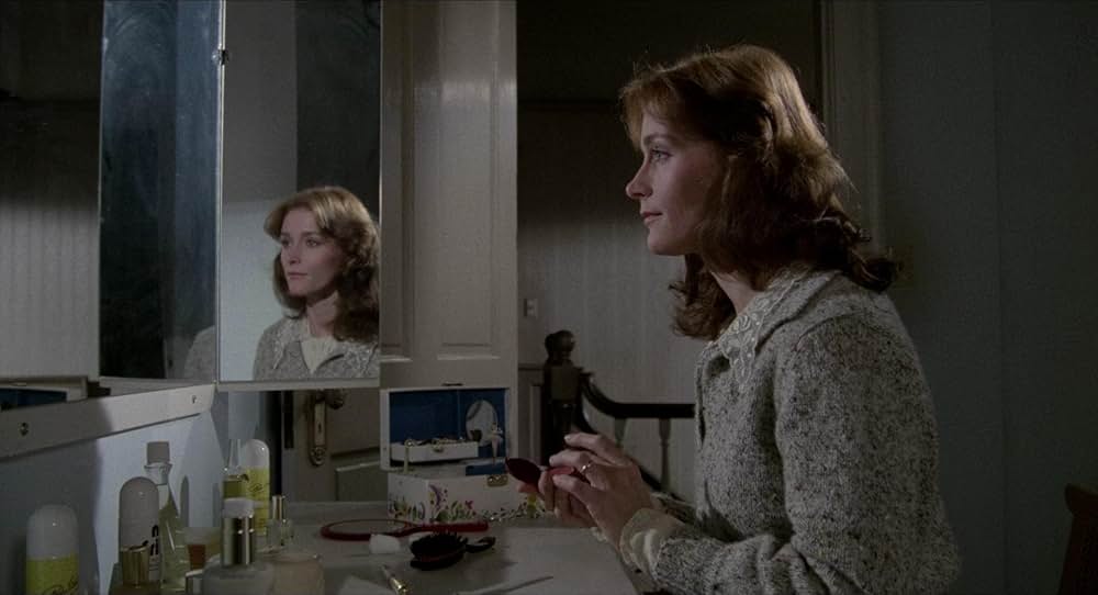 「悪魔の棲む家」の画像