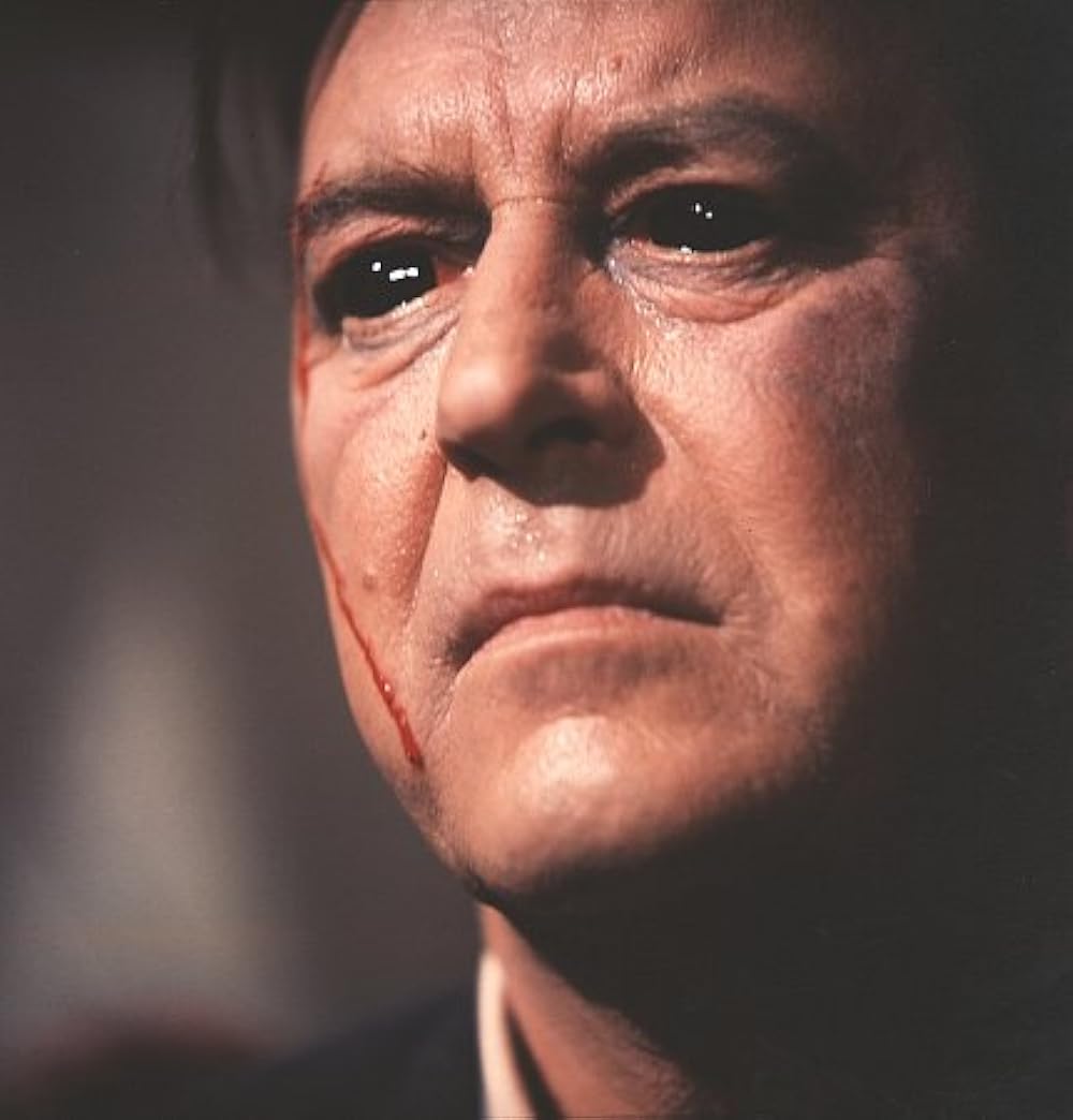 X線の眼を持つ男の画像