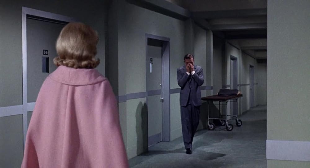 X線の眼を持つ男の画像