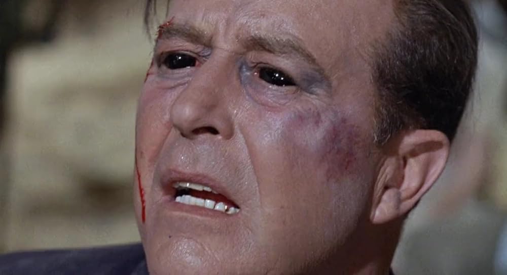 X線の眼を持つ男の画像