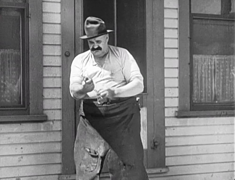 キートンの鍛冶屋の画像