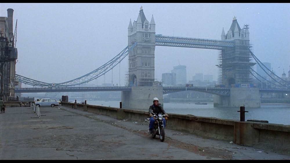 ダーク・エンジェル／殺しの抱擁の画像