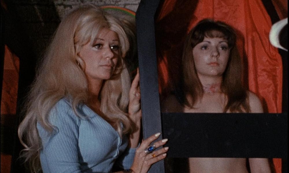 ドラキュラ対フランケンシュタインの画像