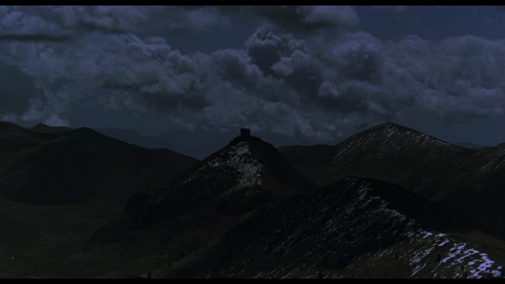 「薔薇の名前」の画像