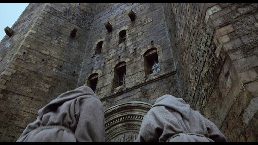 「薔薇の名前」の画像