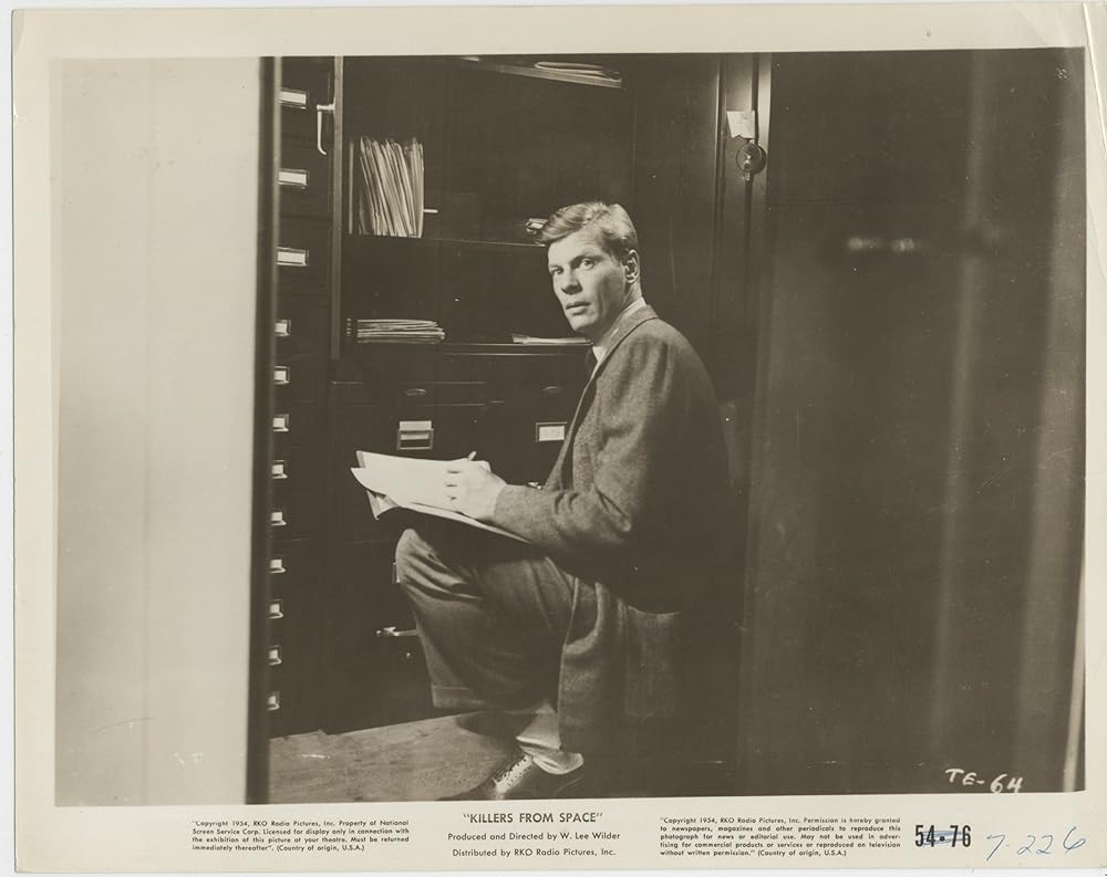 宇宙からの暗殺者の画像