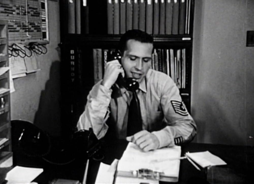 宇宙からの暗殺者の画像