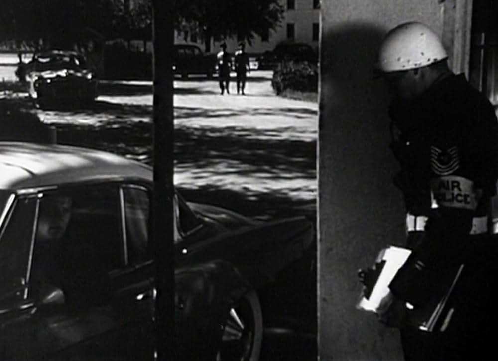 宇宙からの暗殺者の画像