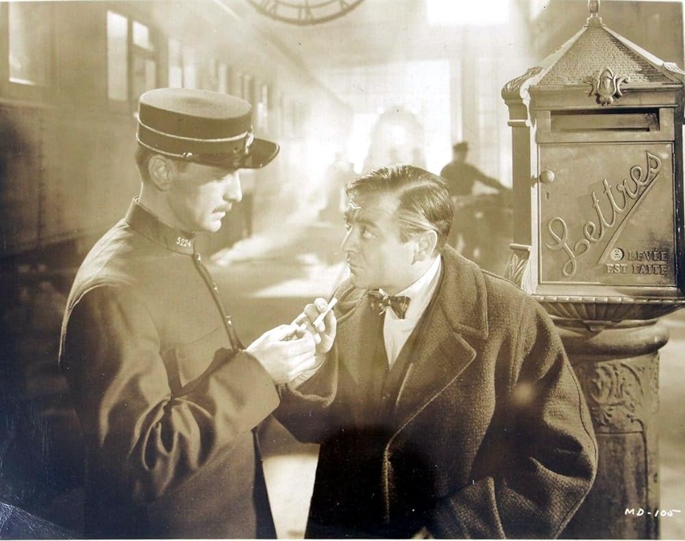 仮面の男の画像