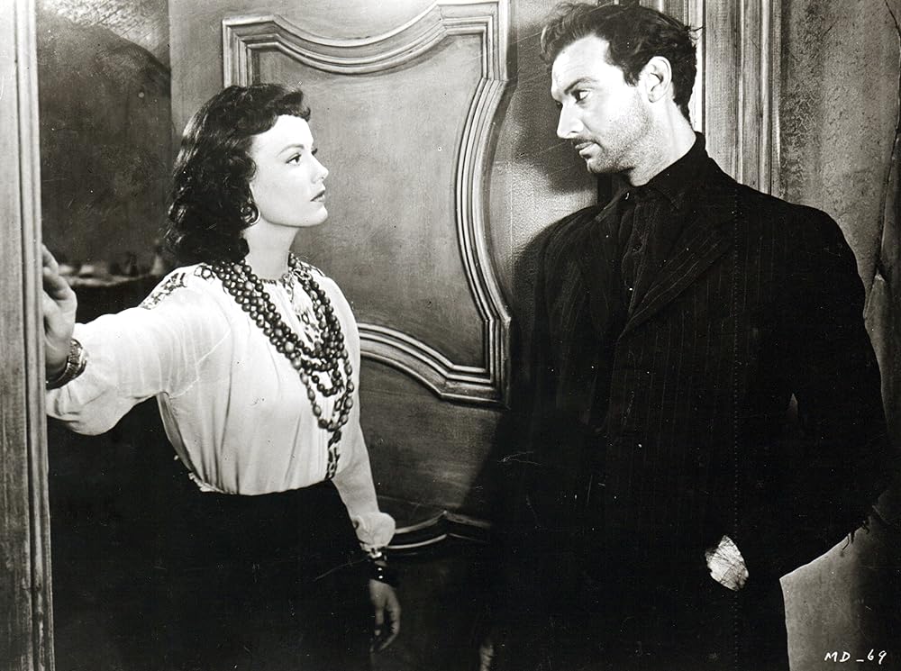 仮面の男の画像