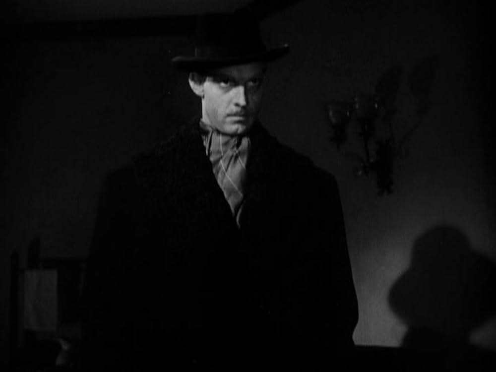 仮面の男の画像