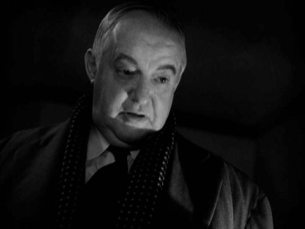 仮面の男の画像