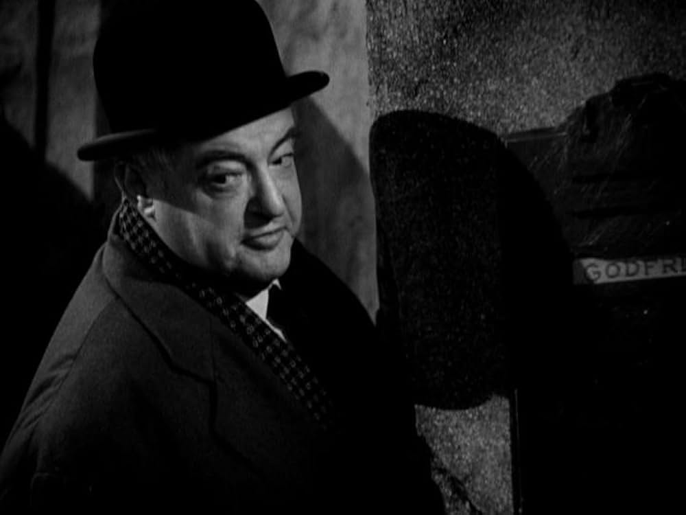 仮面の男の画像