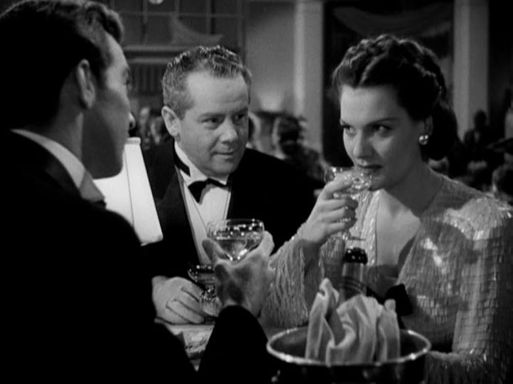 仮面の男の画像