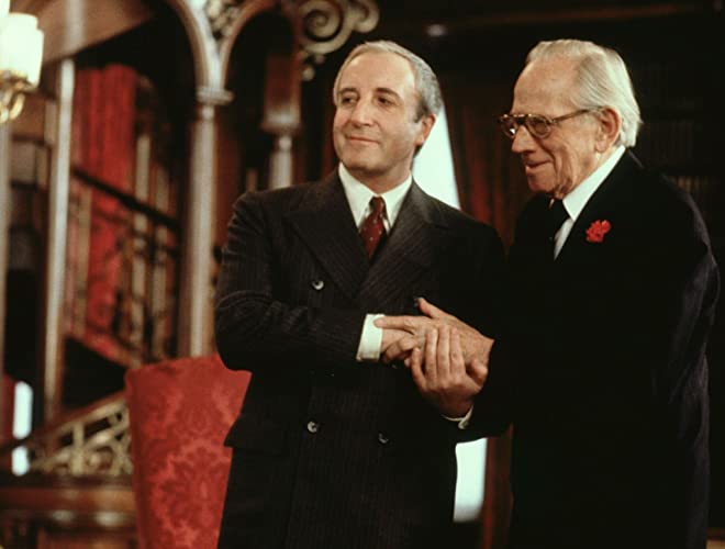 「チャンス」ピーター・セラーズ & メルビン・ダグラスの画像