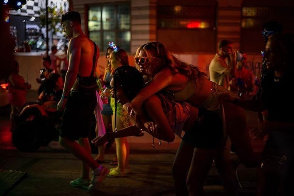 HOW TO HAVE SEXの画像