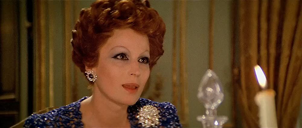 「家族の肖像」シルバーナ・マンガーノの画像