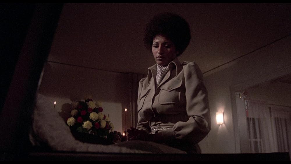 吸血鬼ブラキュラの復活の画像